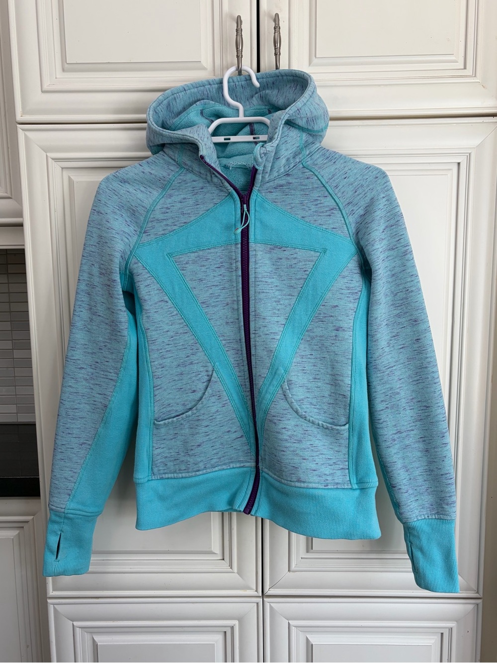 Ivivva by Lululemon girl’s full zip hoodie / jacket